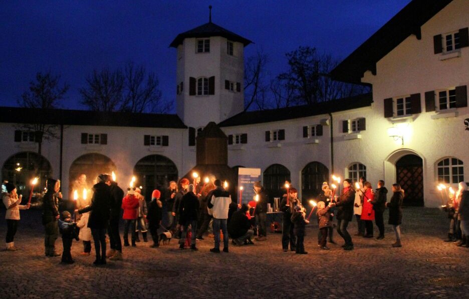 2016-02-19 Fackelwanderung